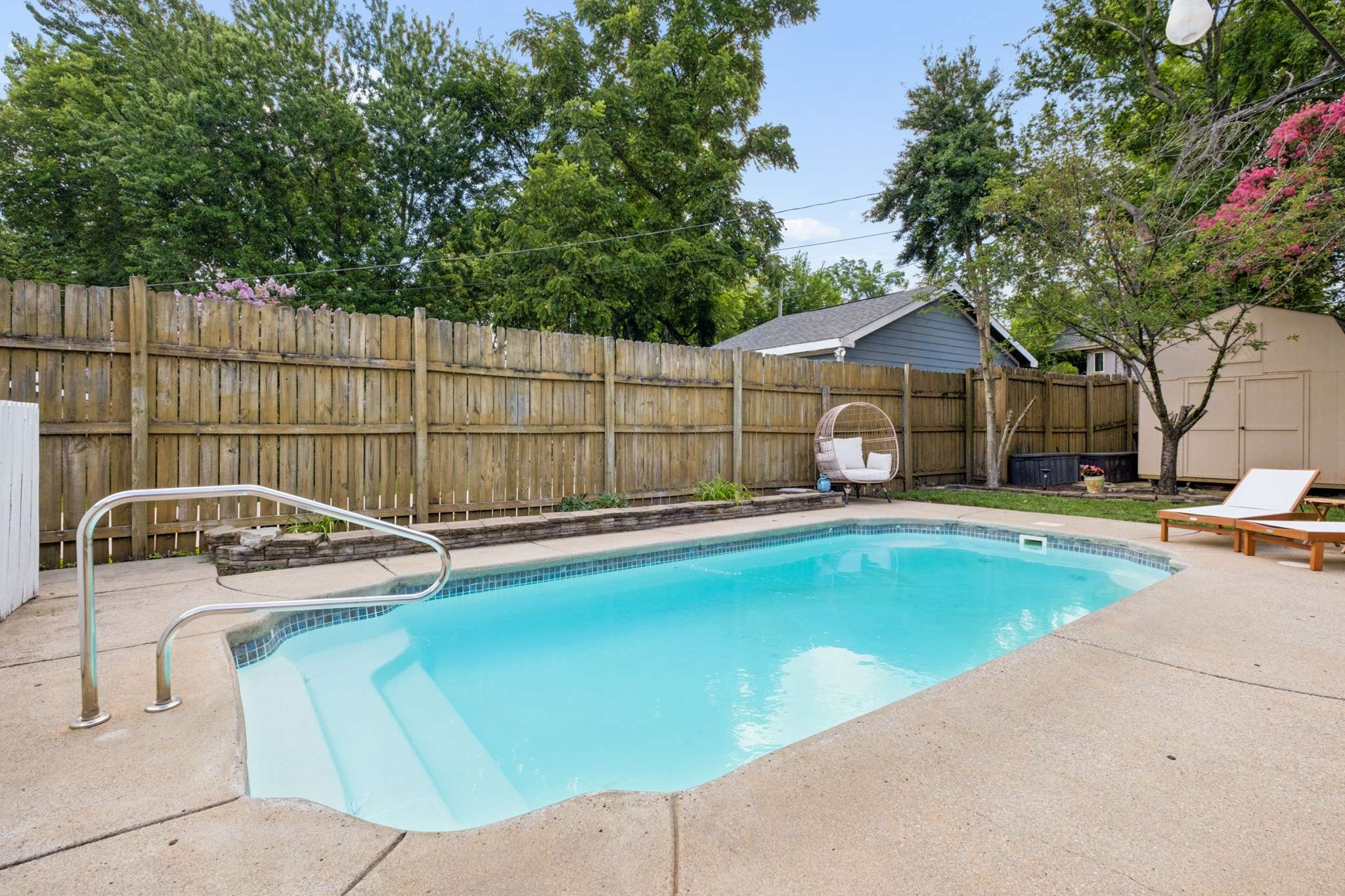 1027 Chicamauga Ave