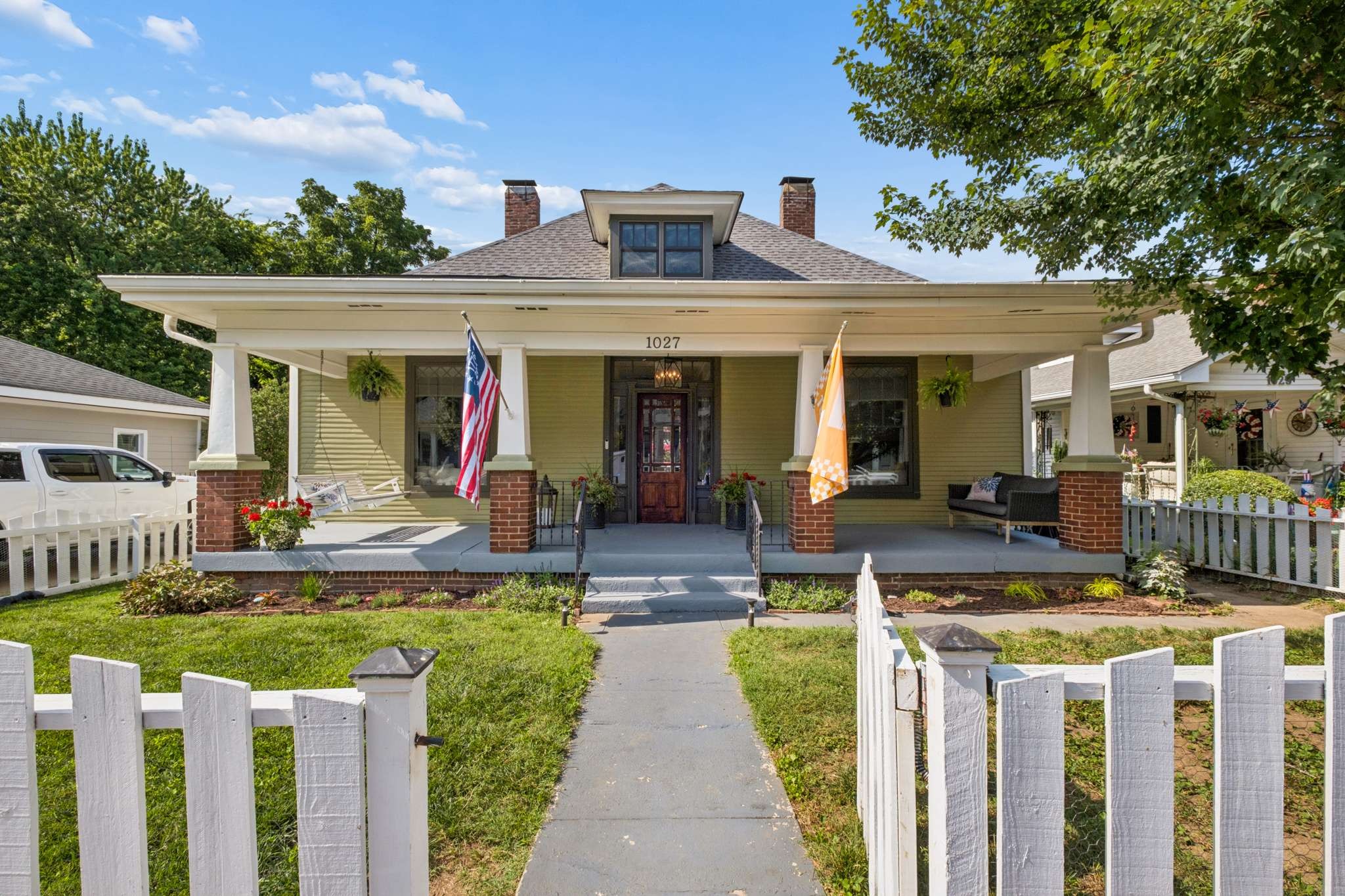 1027 Chicamauga Ave