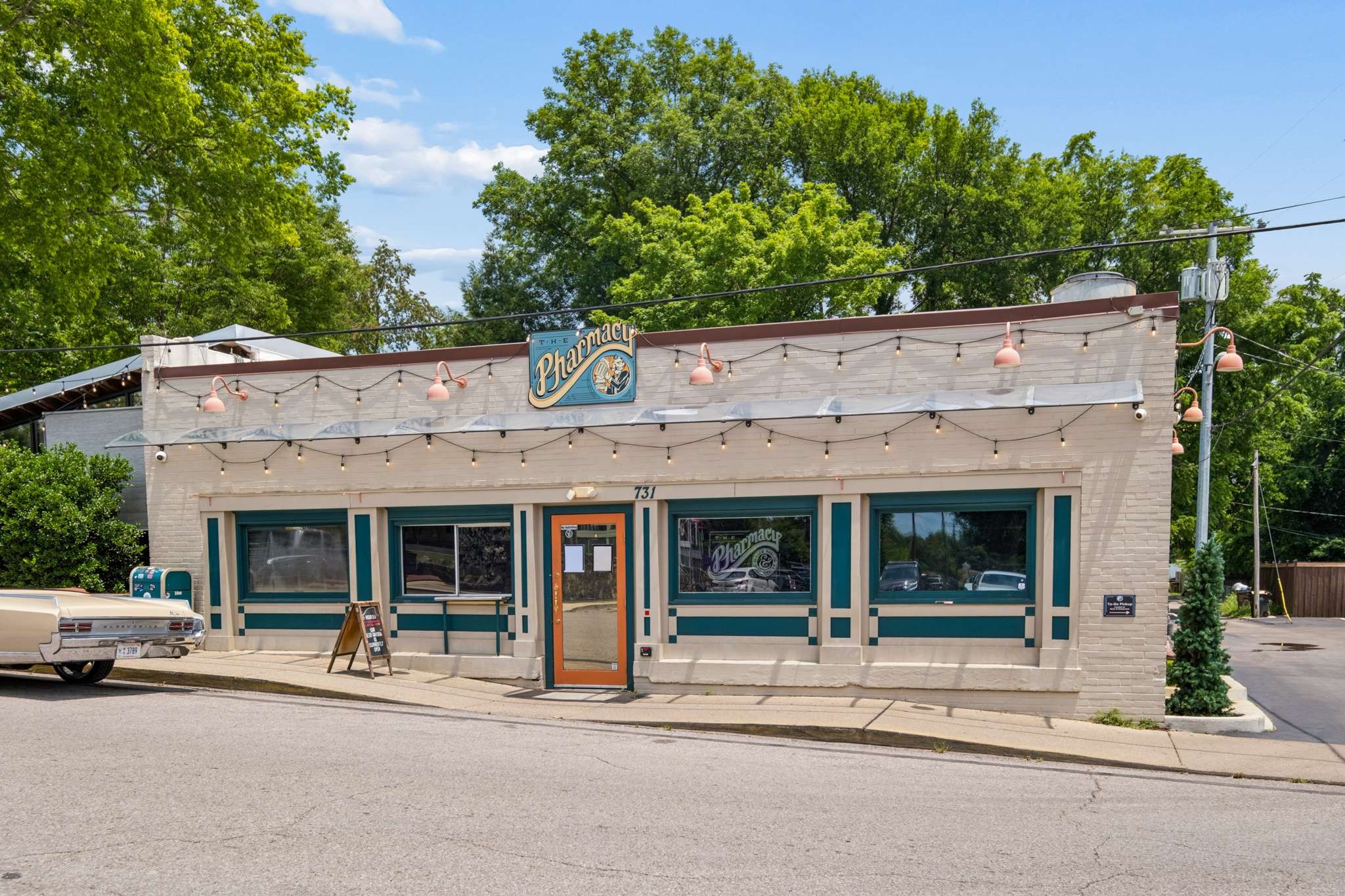 1027 Chicamauga Ave