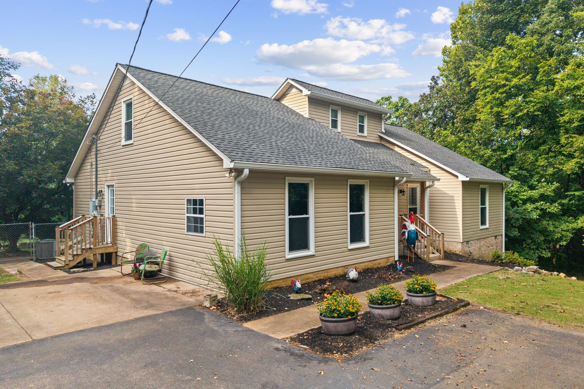 629 Blue Ridge Dr