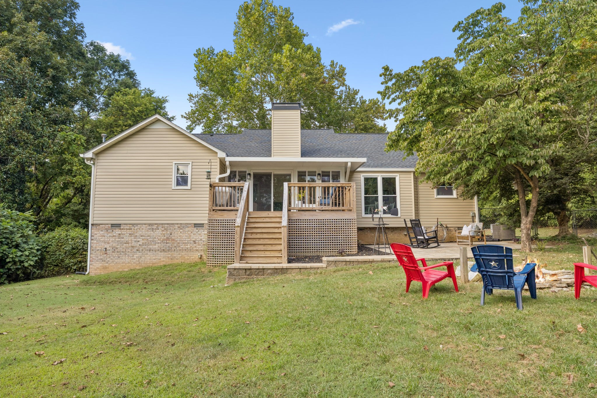 629 Blue Ridge Dr