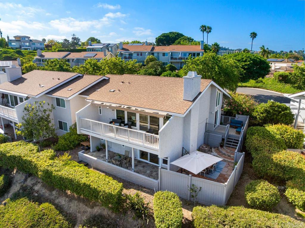 2163 Caminito San Martin