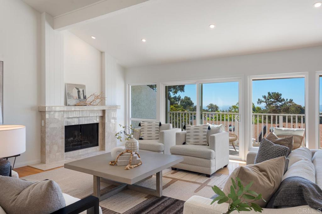 2163 Caminito San Martin