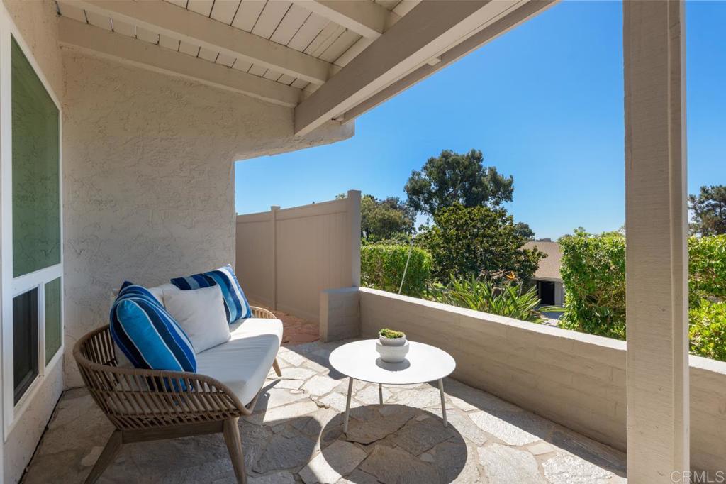 2163 Caminito San Martin