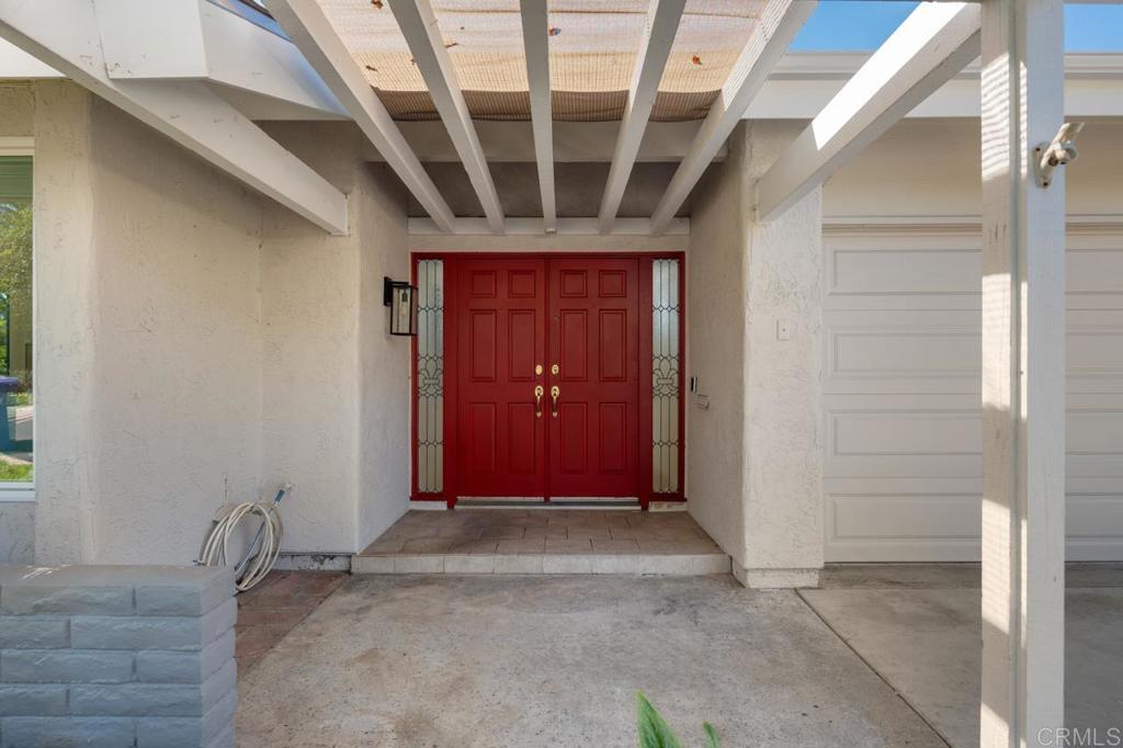 2163 Caminito San Martin