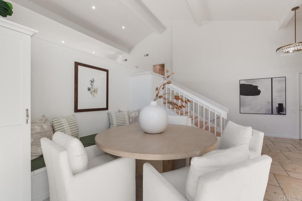 2163 Caminito San Martin