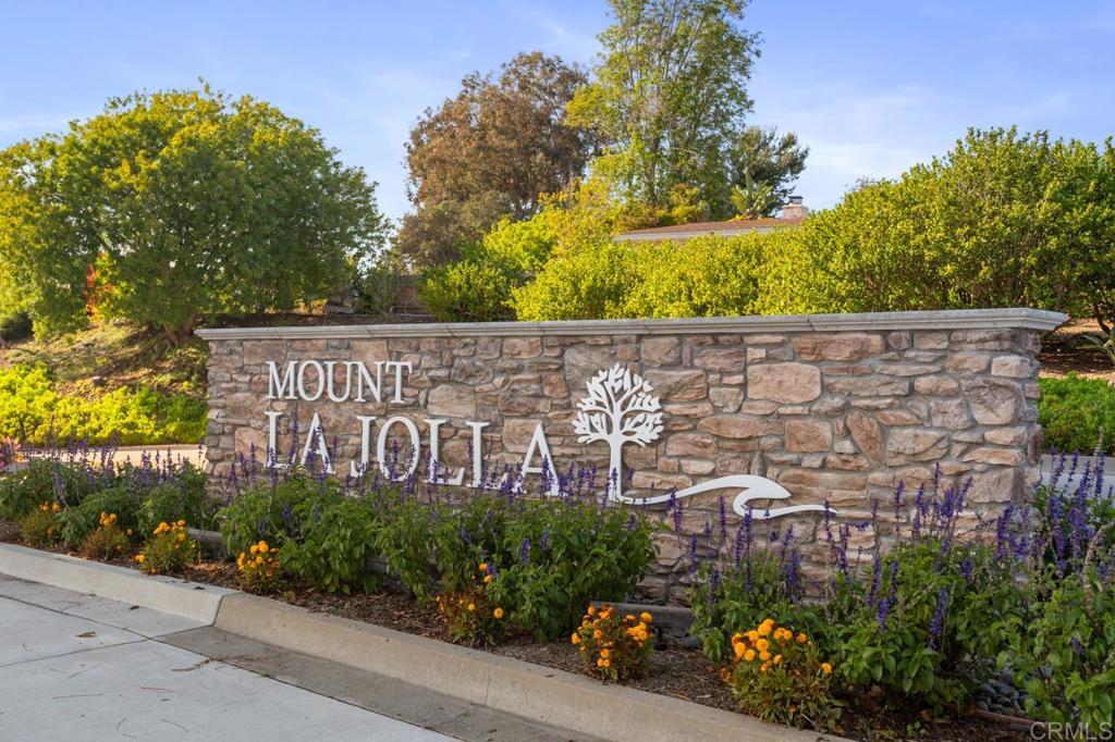 2163 Caminito San Martin