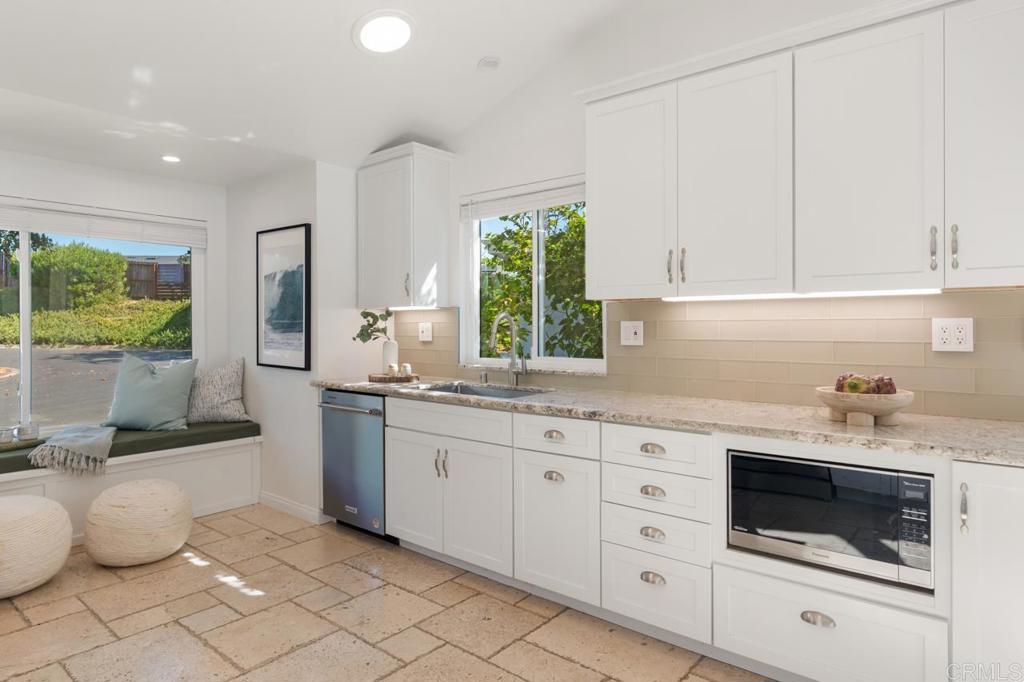 2163 Caminito San Martin