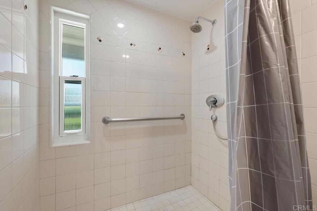 2163 Caminito San Martin