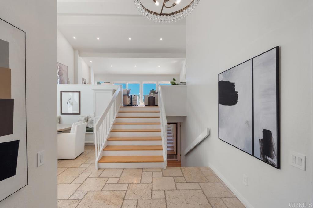 2163 Caminito San Martin