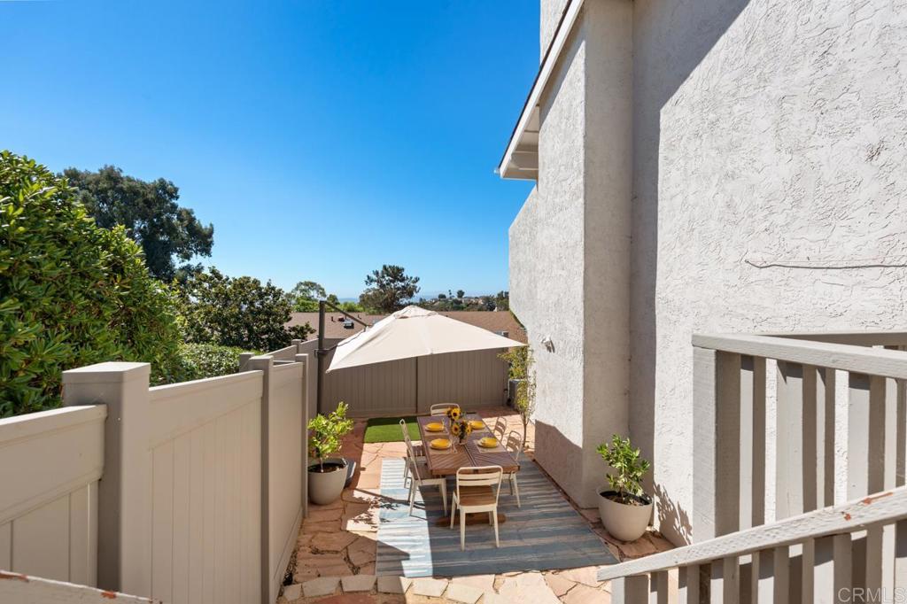 2163 Caminito San Martin