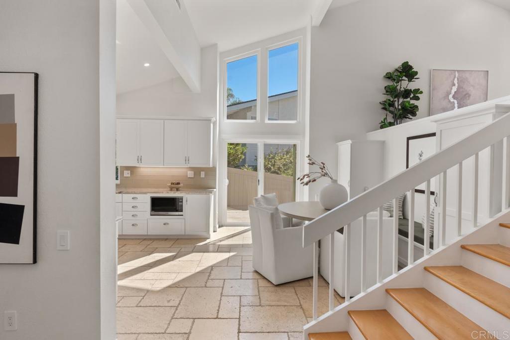 2163 Caminito San Martin