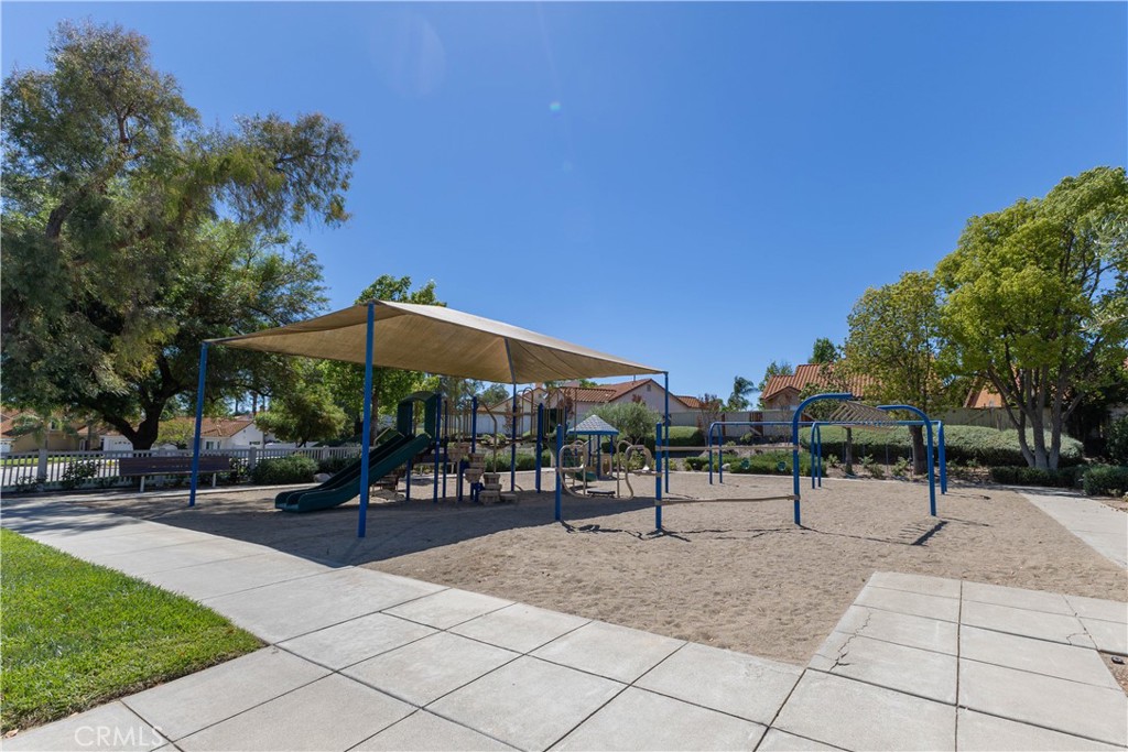 27563 Sanderling Way