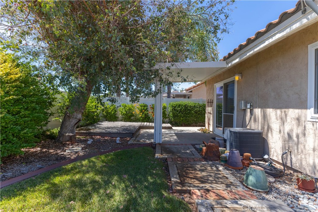 27563 Sanderling Way