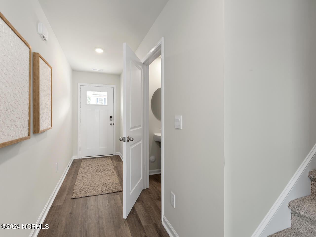 3101 Lobelia Lane 101