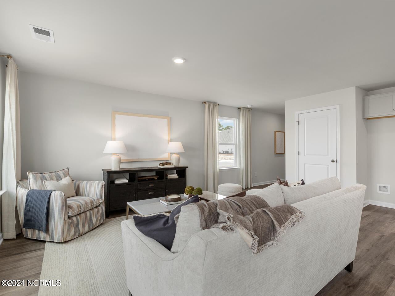 3101 Lobelia Lane 101