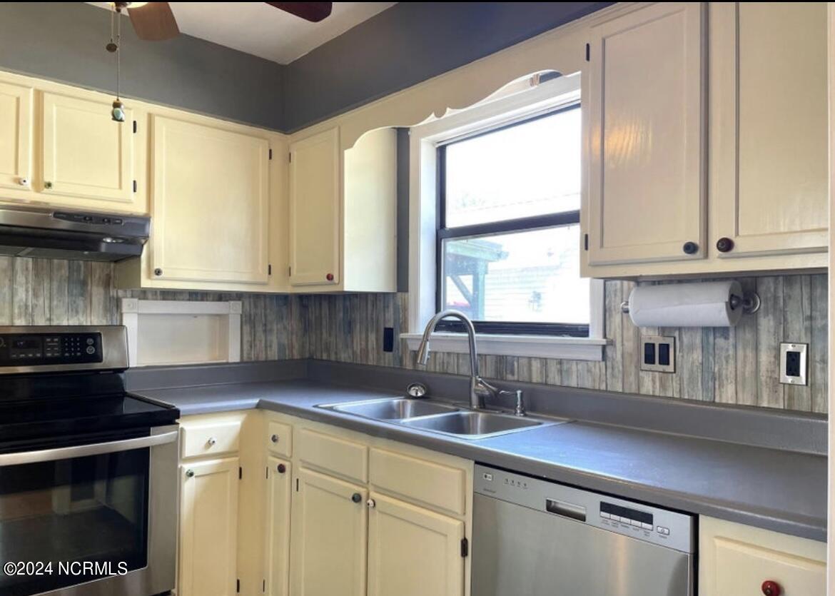 1028 Spring Villa Drive