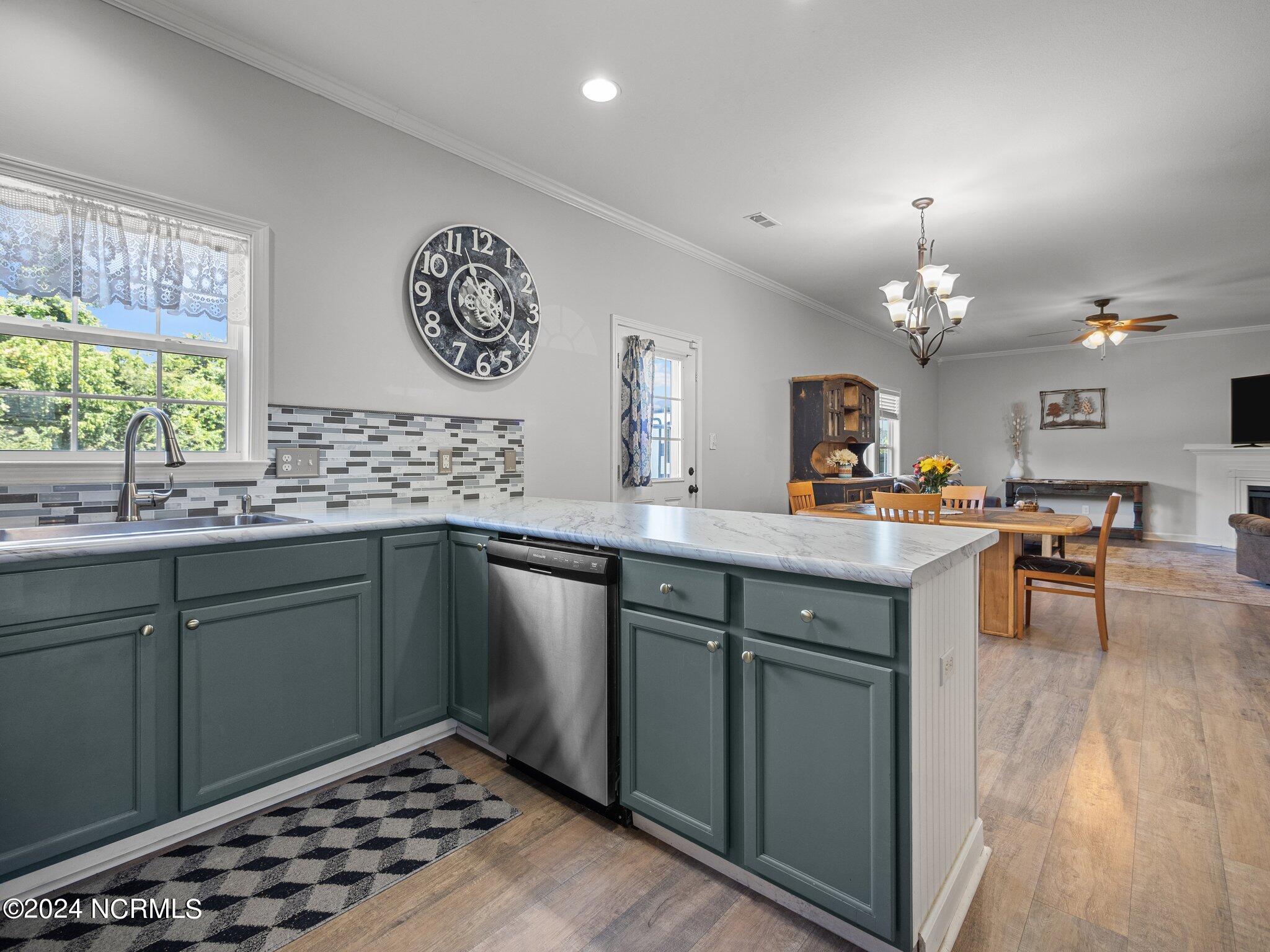 110 Woods Run Circle