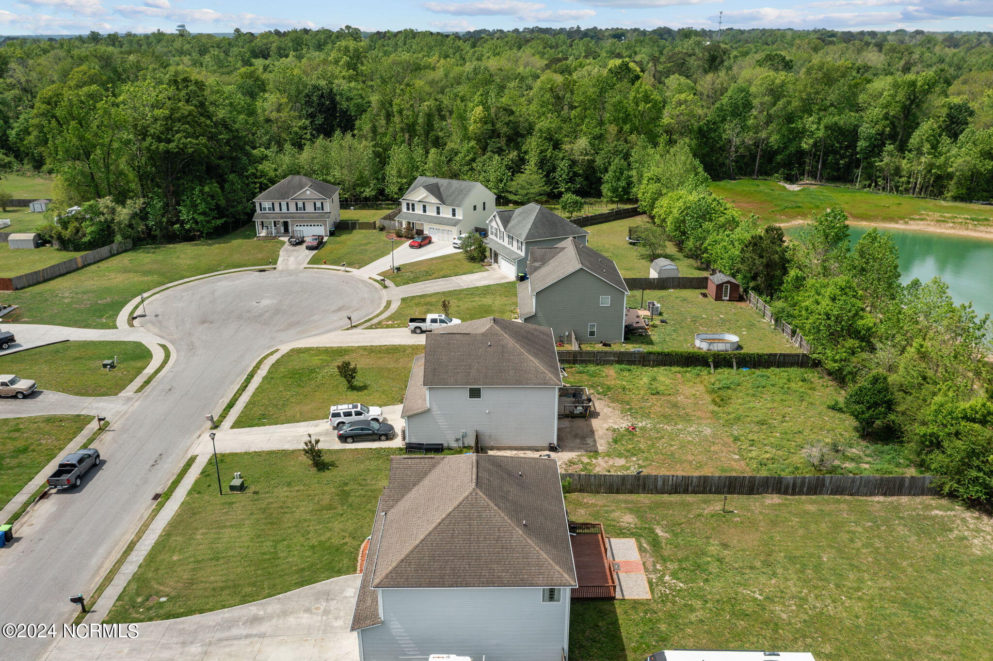 110 Woods Run Circle