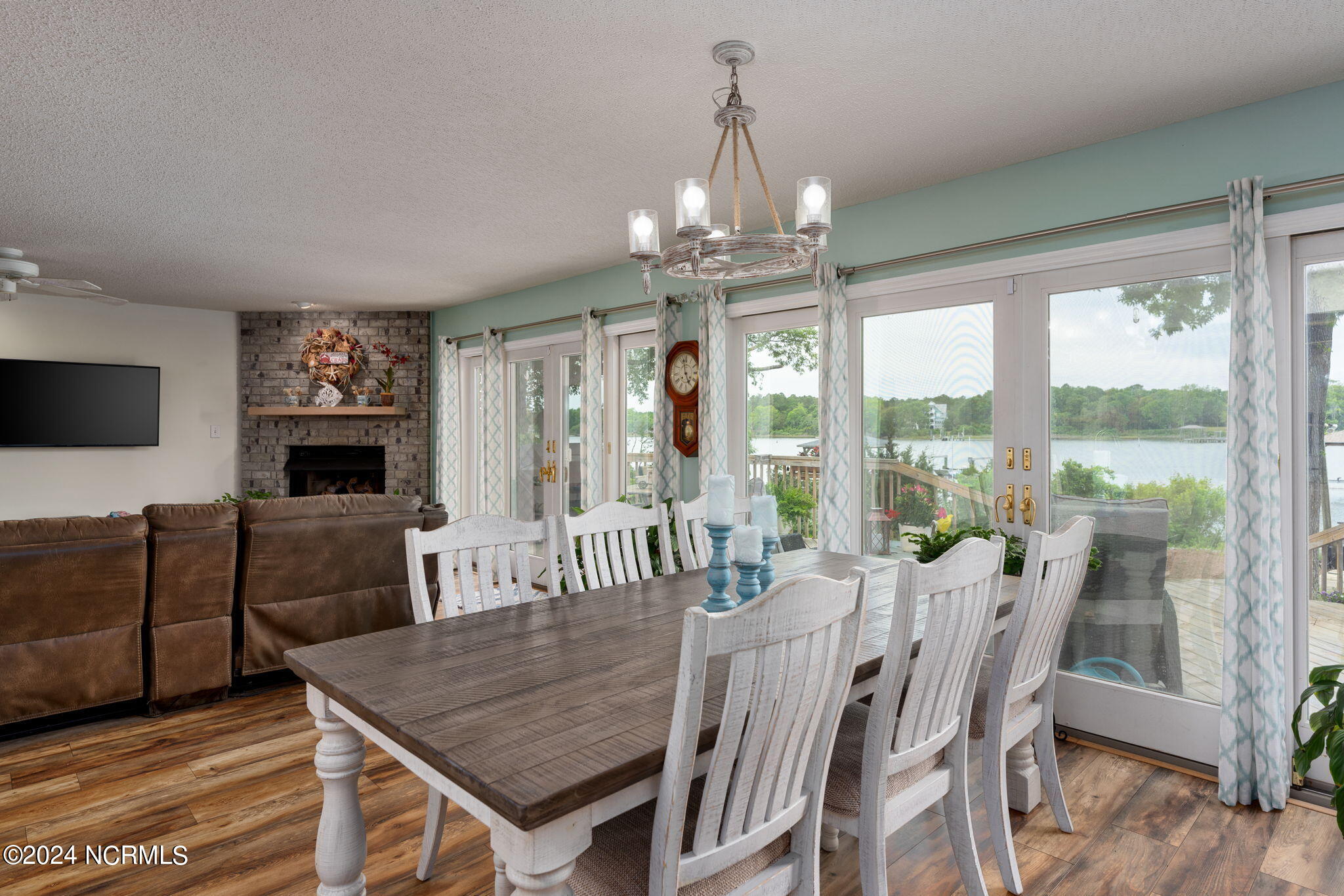 903 Chadwick Shores Drive