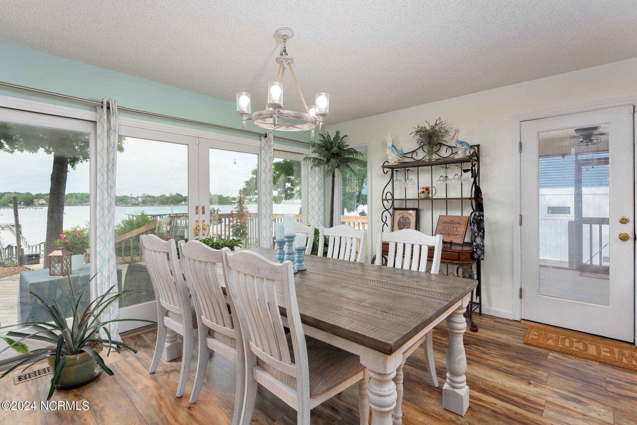 903 Chadwick Shores Drive