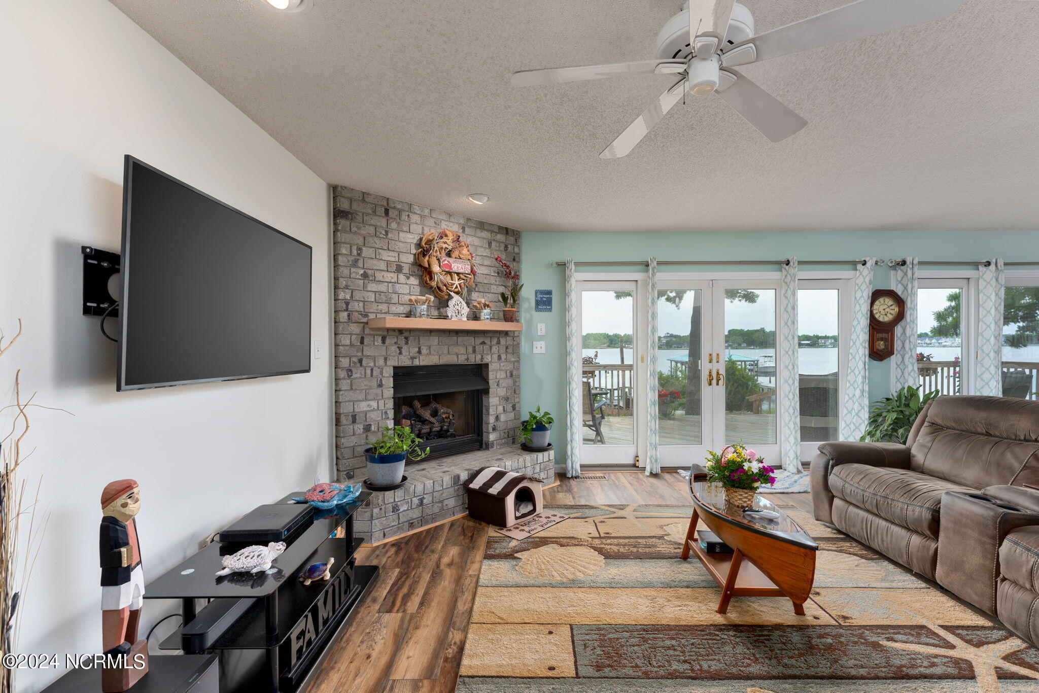 903 Chadwick Shores Drive