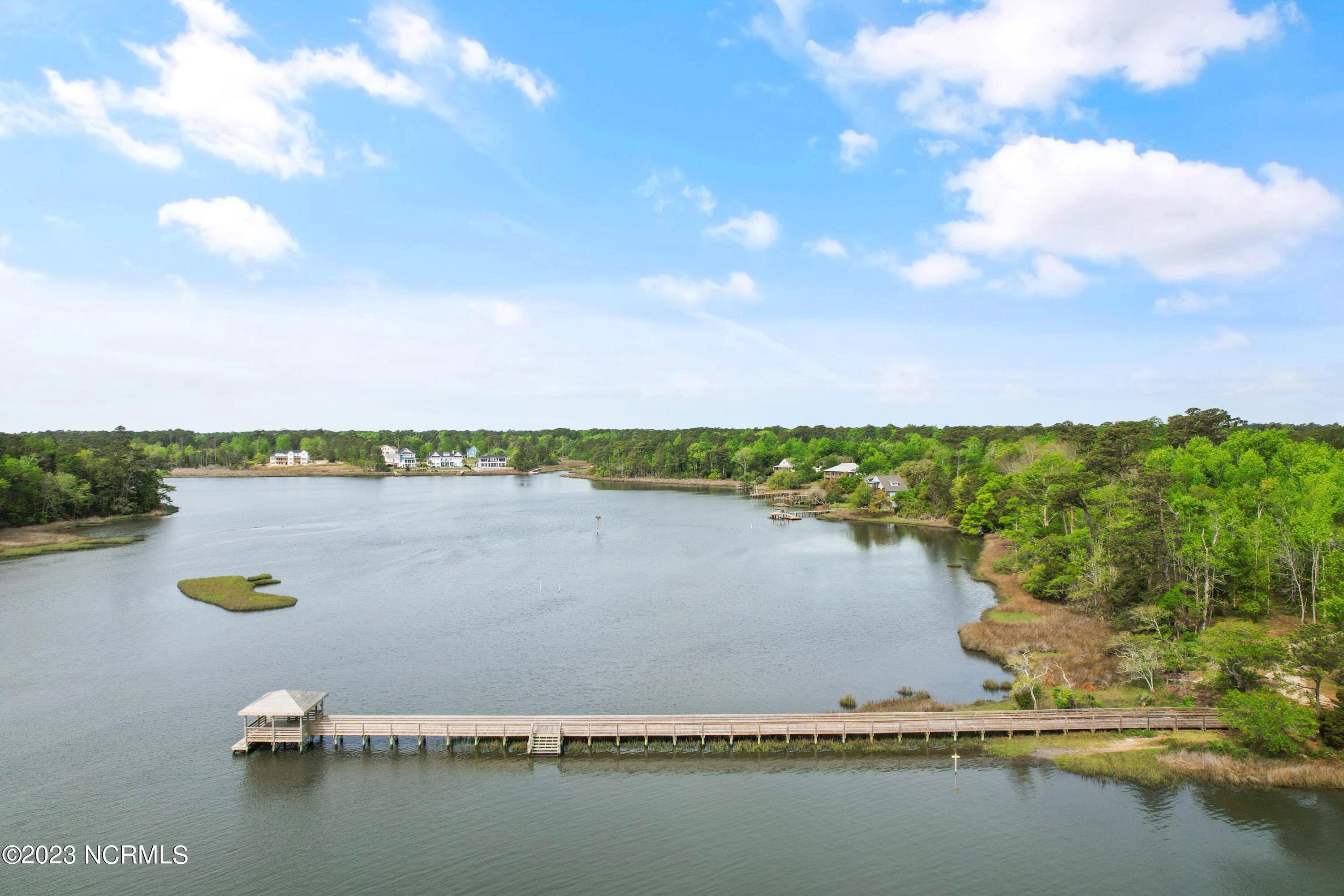 484 Crown Pointe Drive