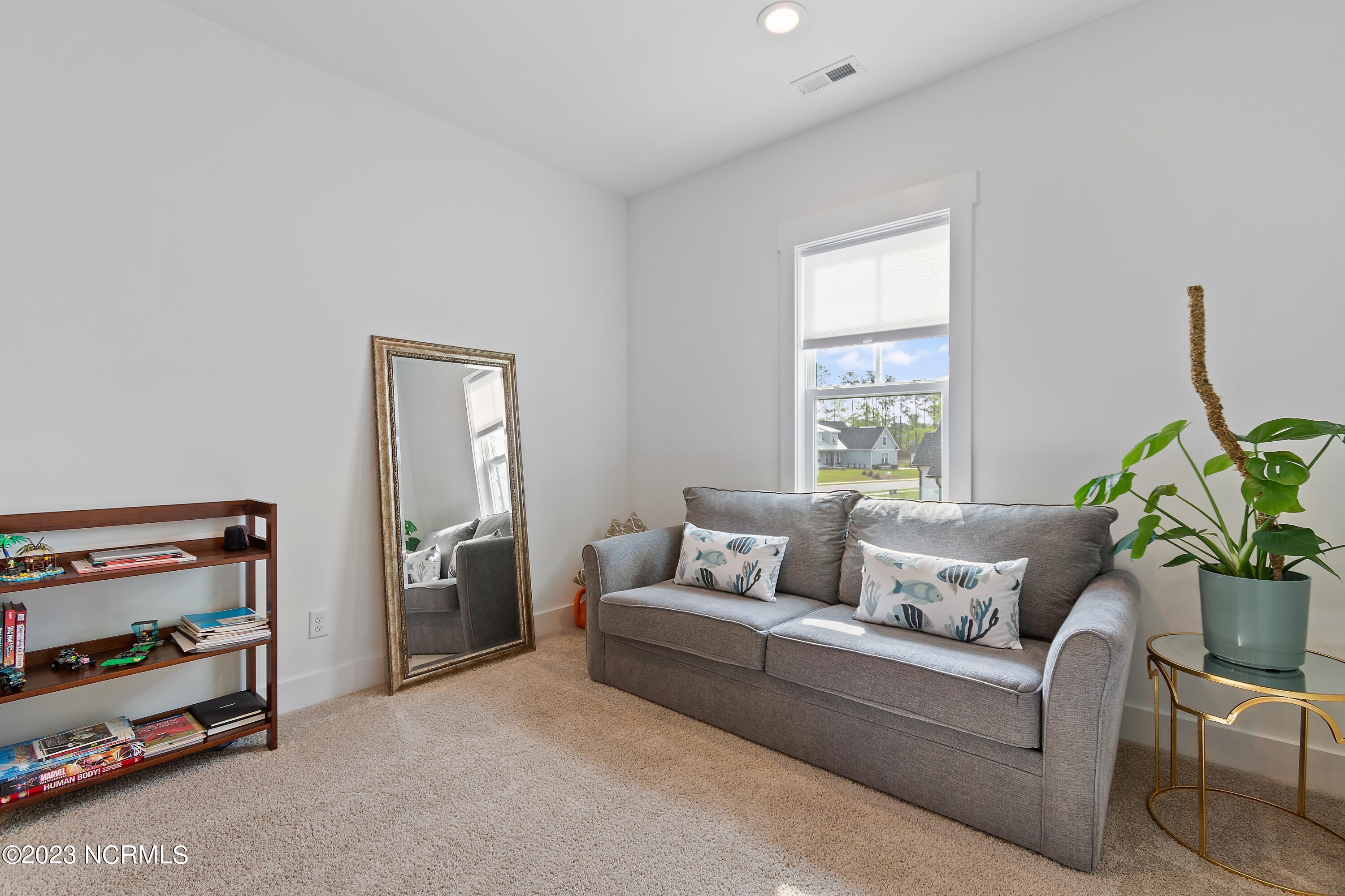 484 Crown Pointe Drive