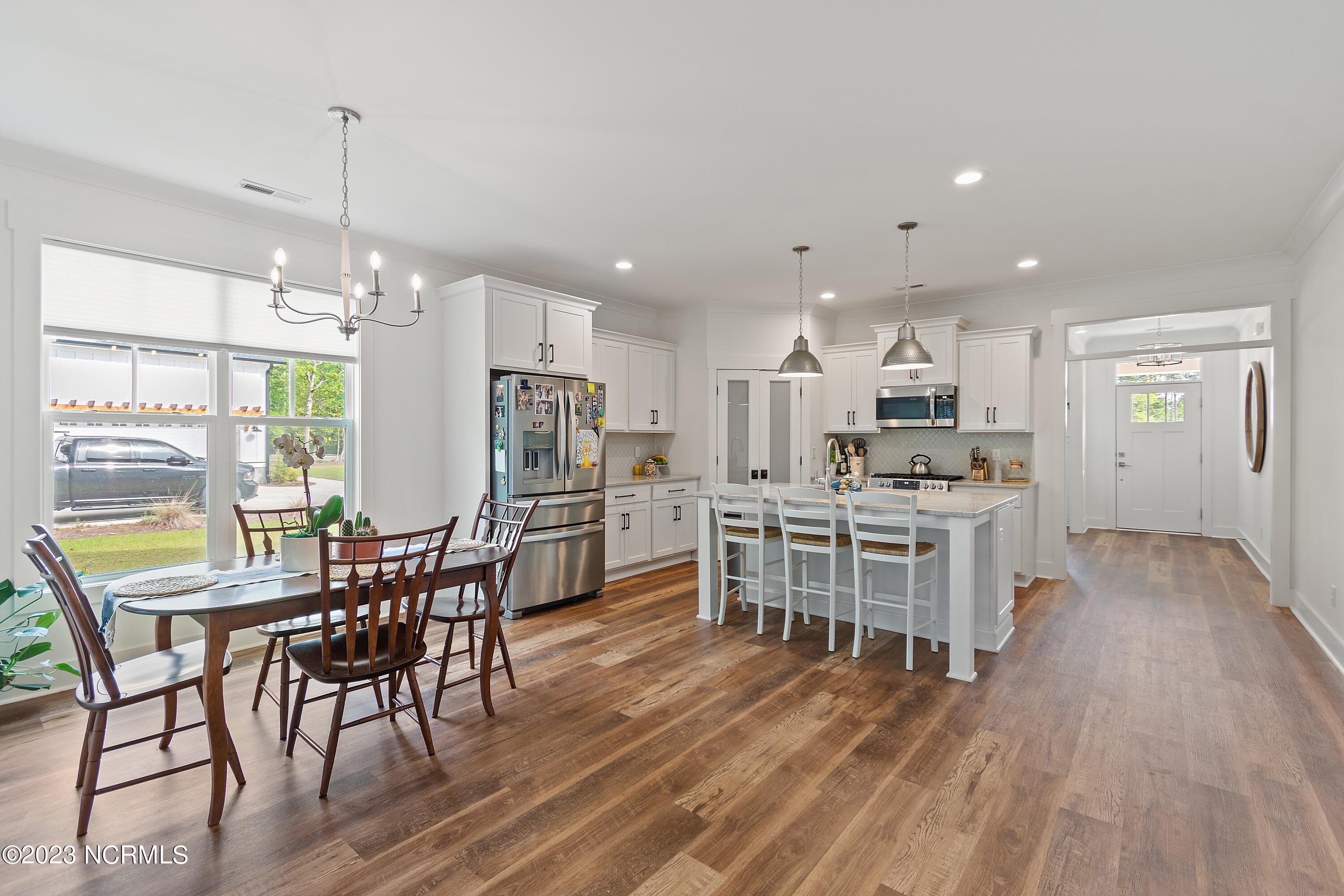 484 Crown Pointe Drive