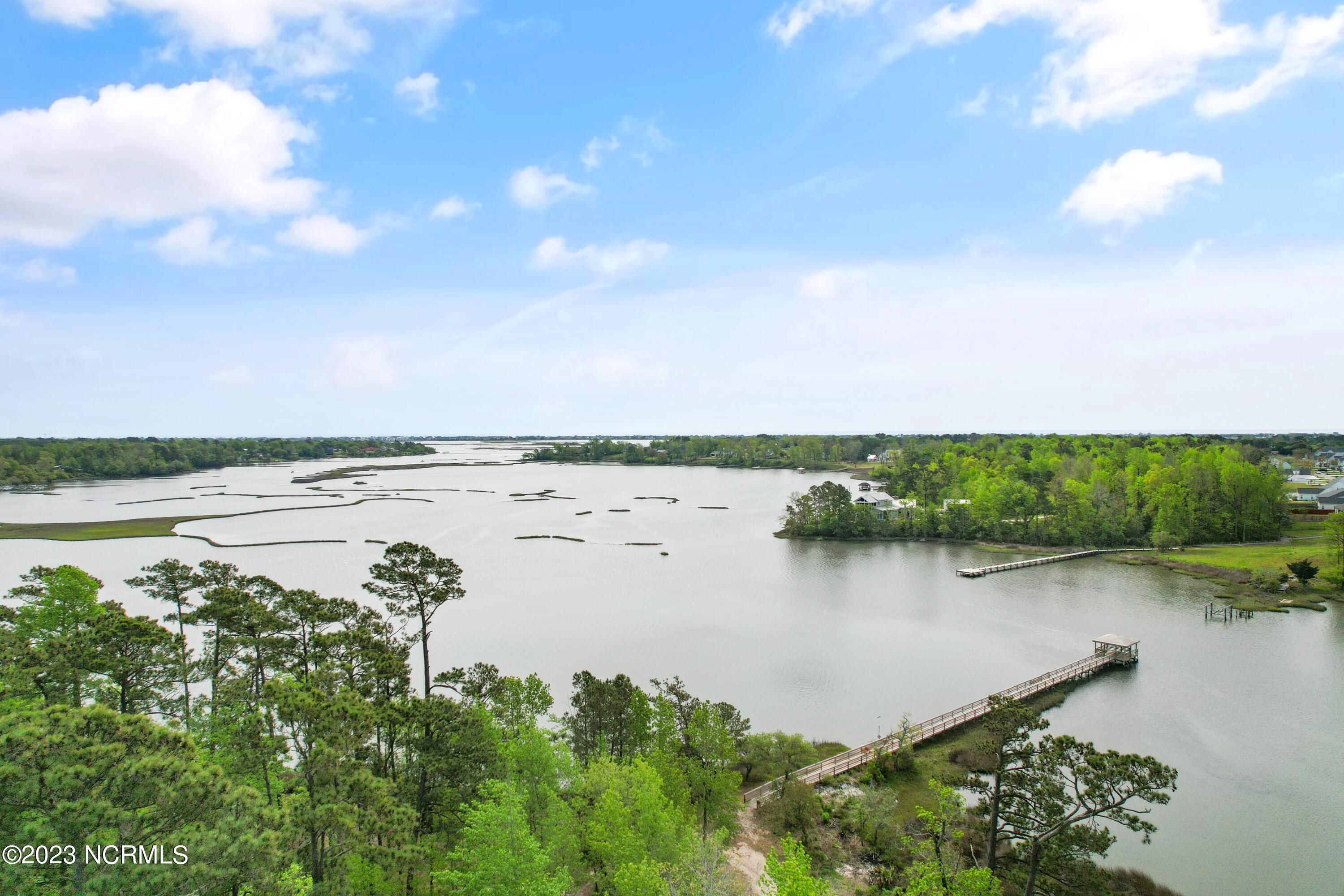 484 Crown Pointe Drive