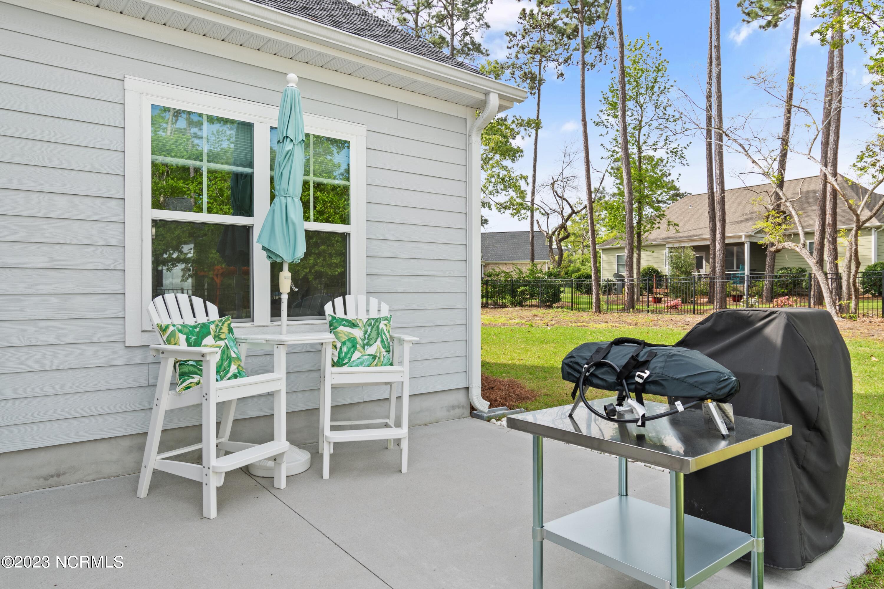 484 Crown Pointe Drive