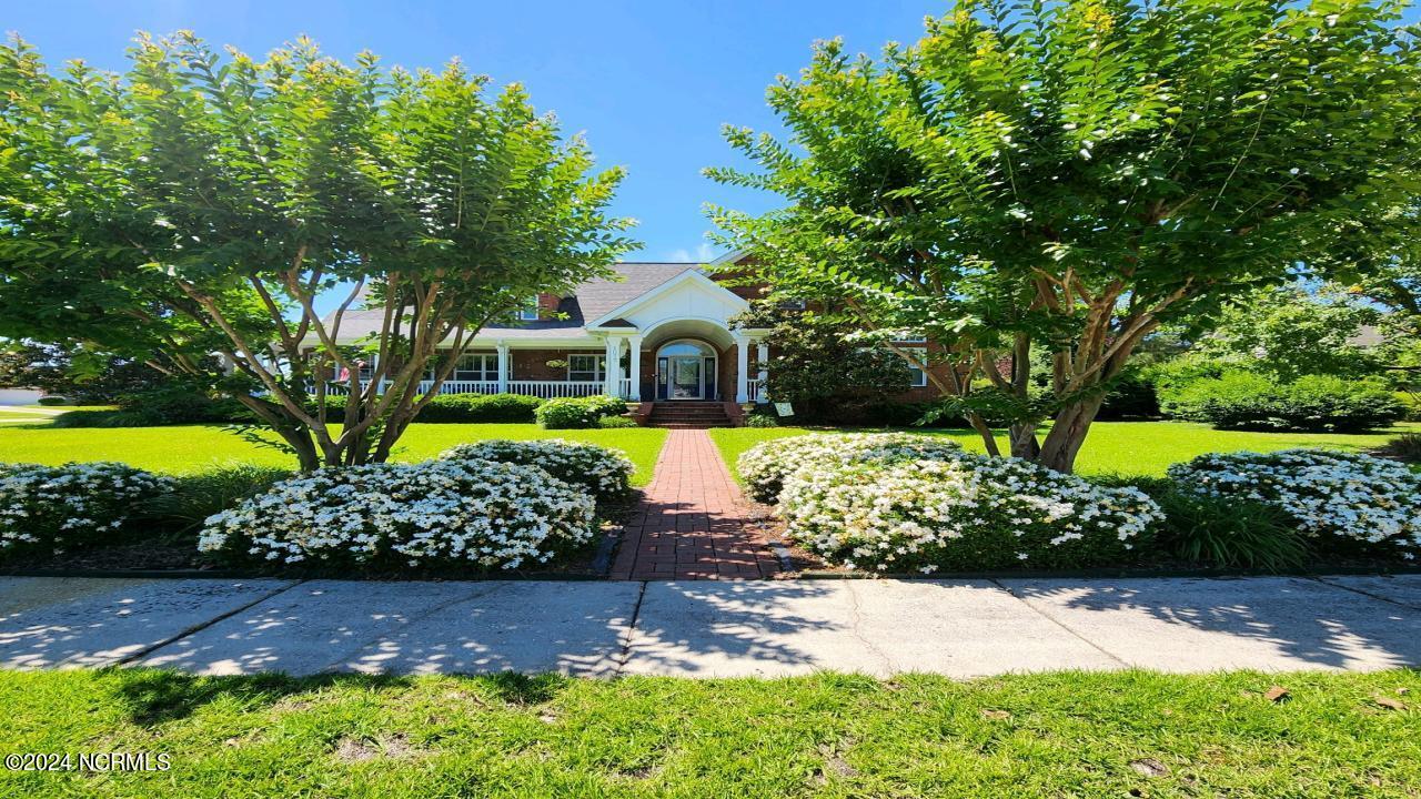 1077 Ridgemont Drive