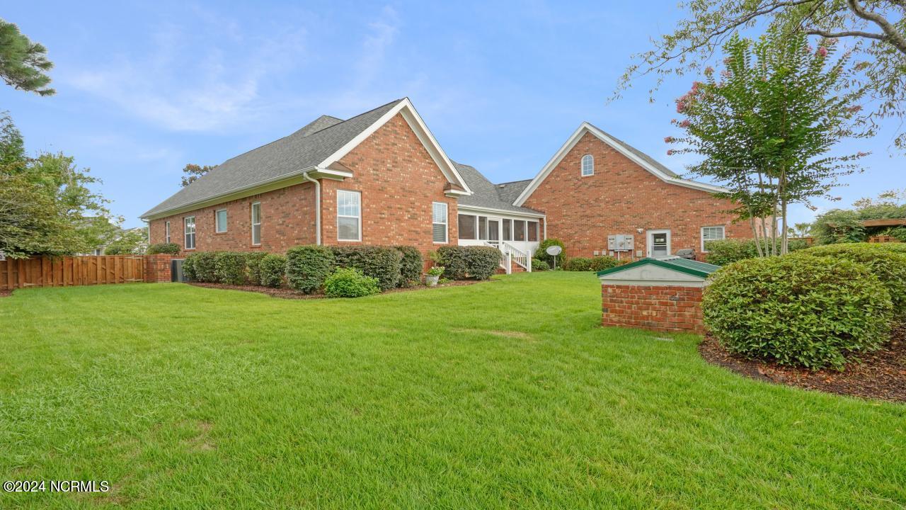 1077 Ridgemont Drive