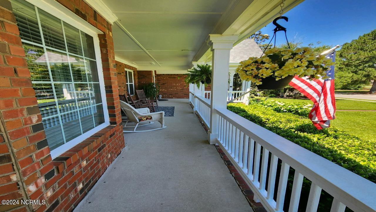 1077 Ridgemont Drive