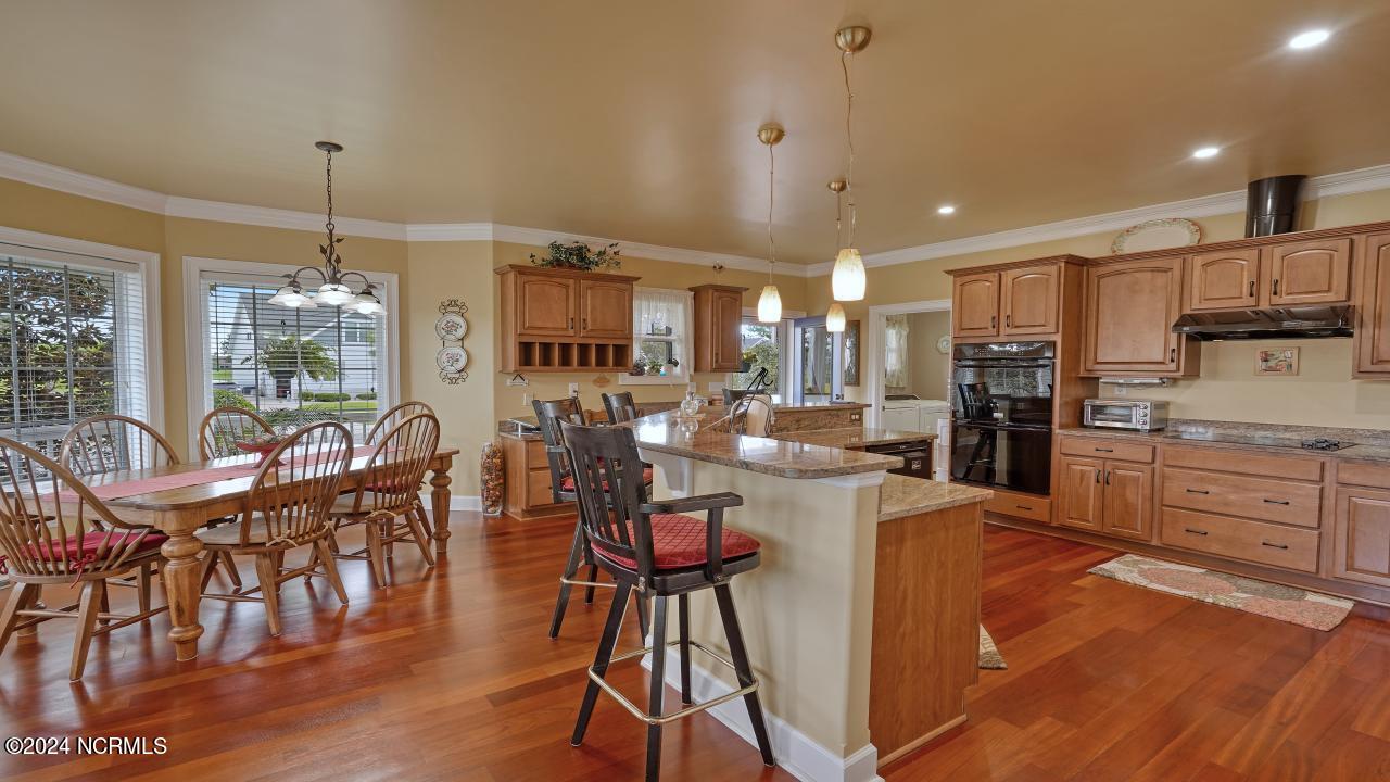 1077 Ridgemont Drive