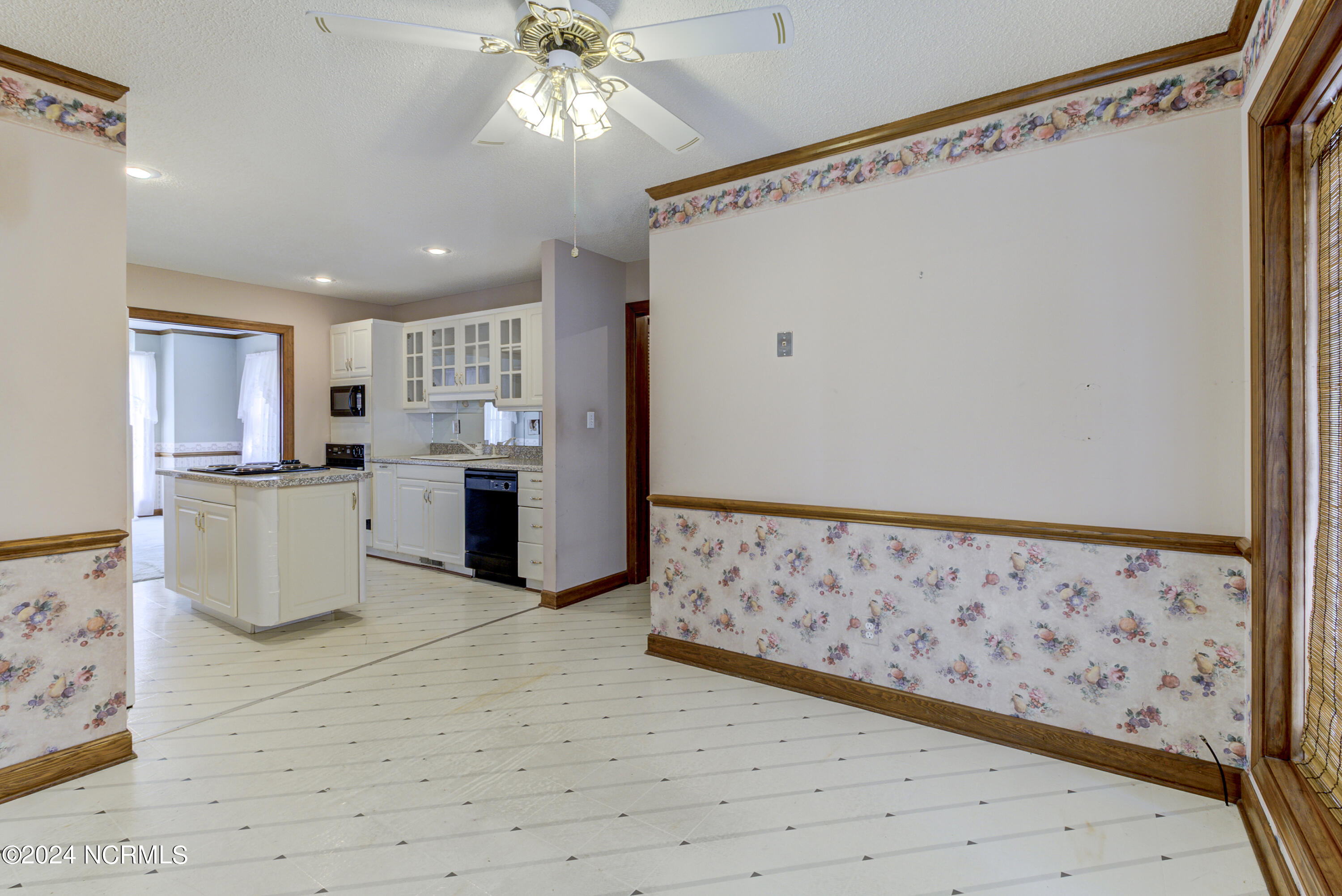 105 Cromwell Circle