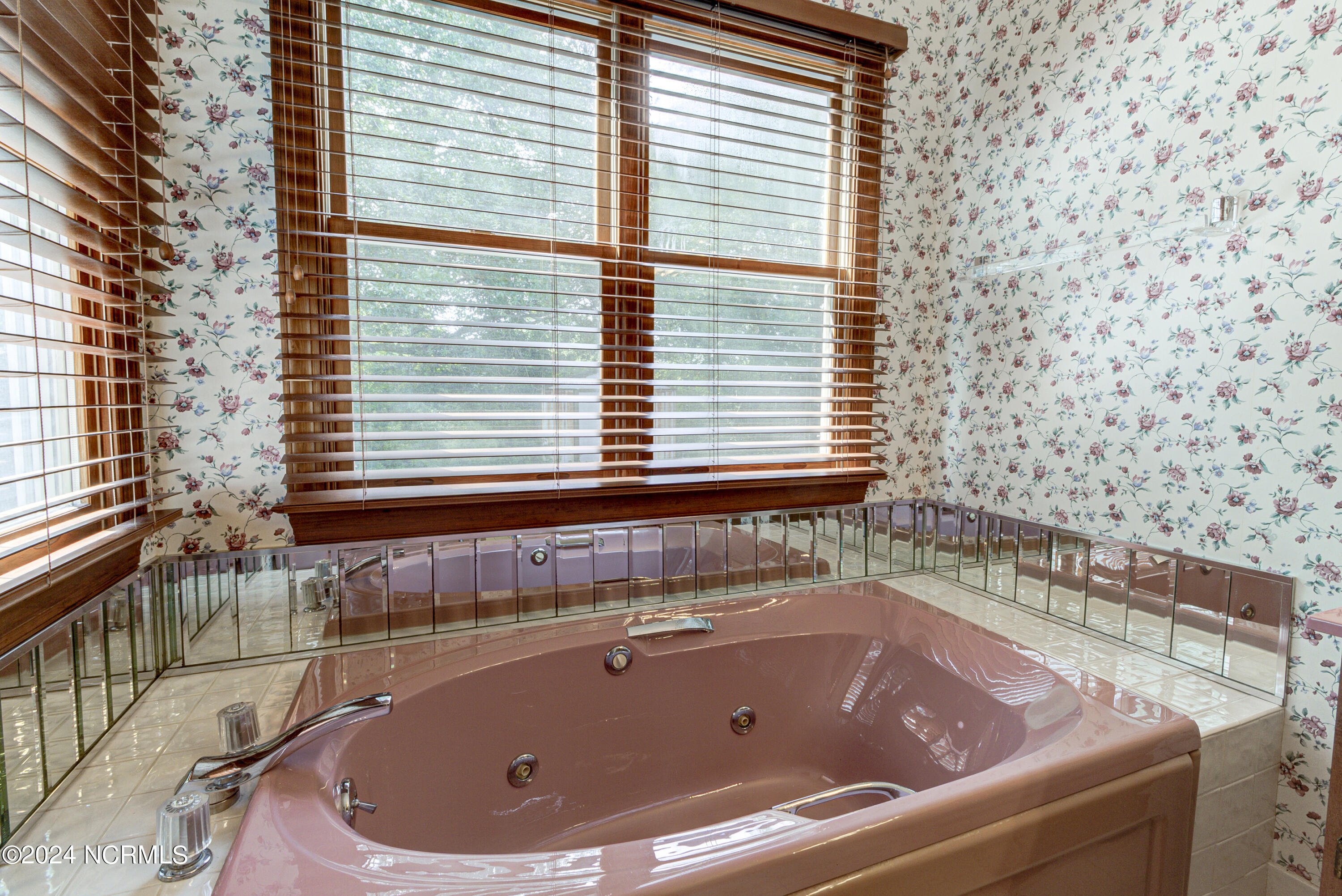 105 Cromwell Circle