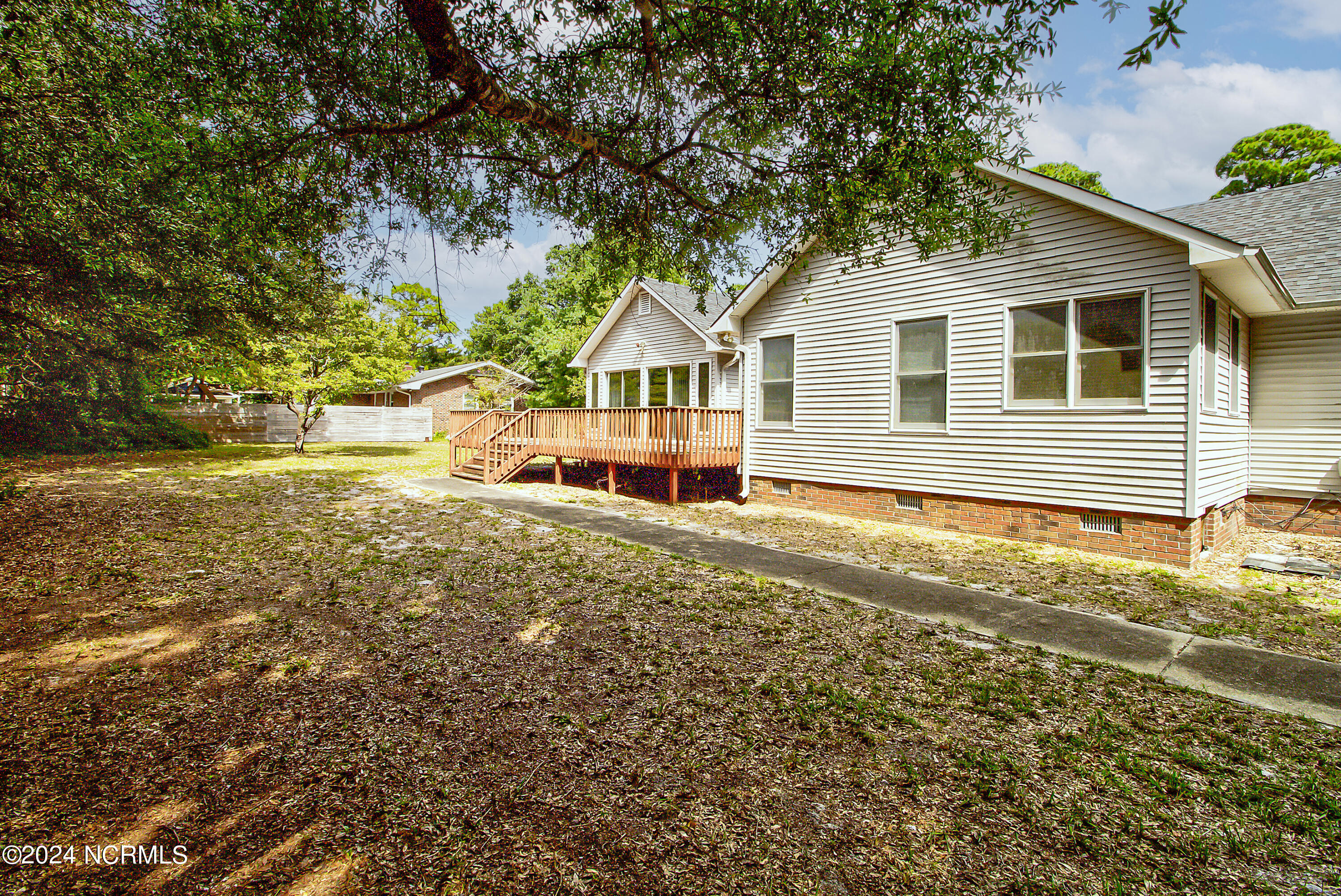 105 Cromwell Circle