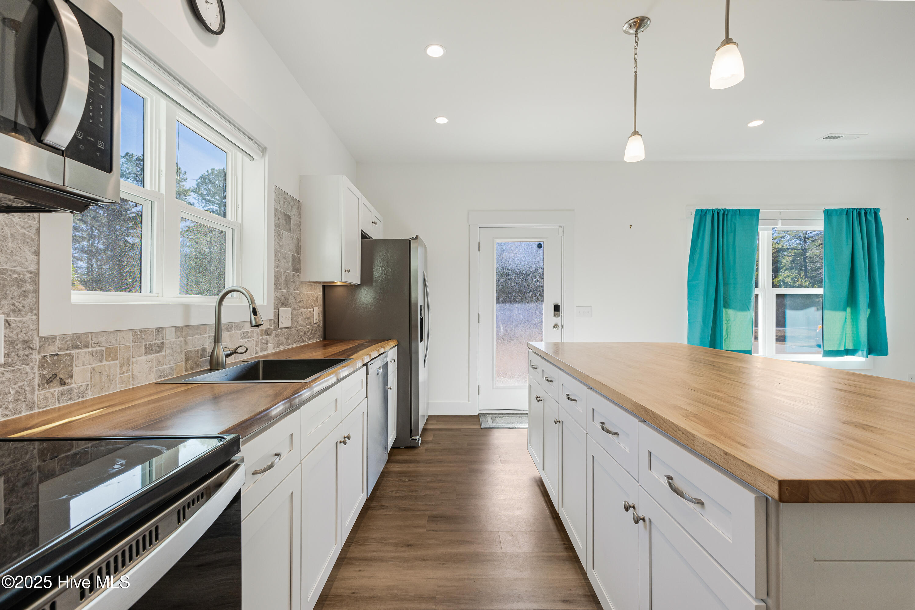 392 Crabapple Road