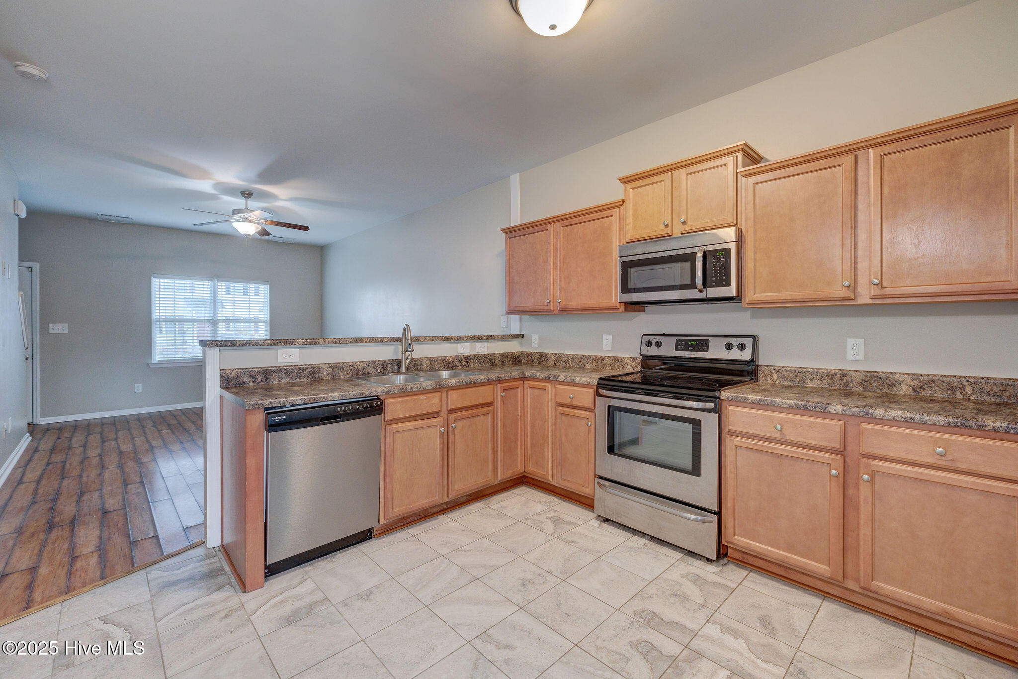 528 Oyster Rock Lane