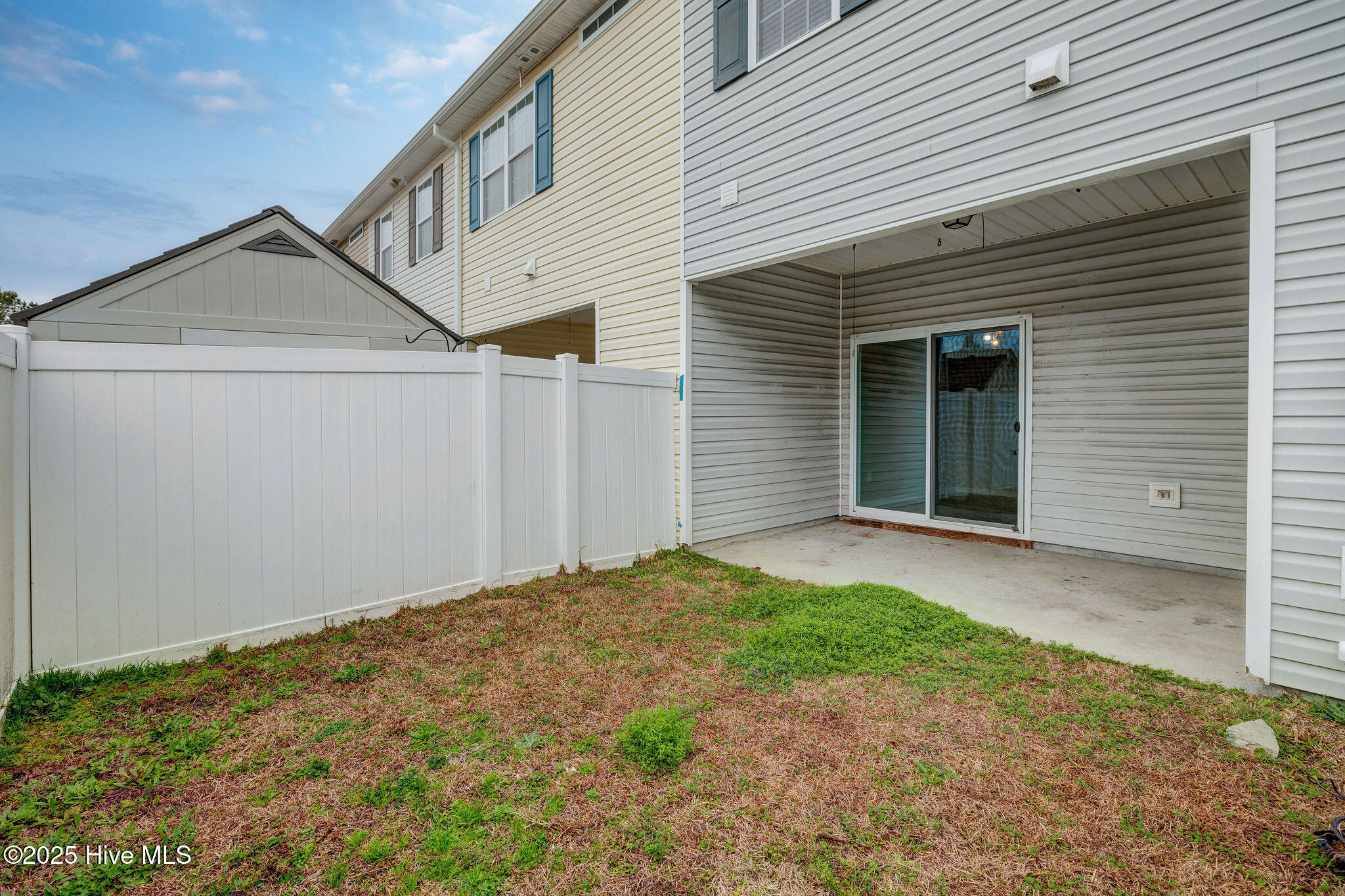 528 Oyster Rock Lane