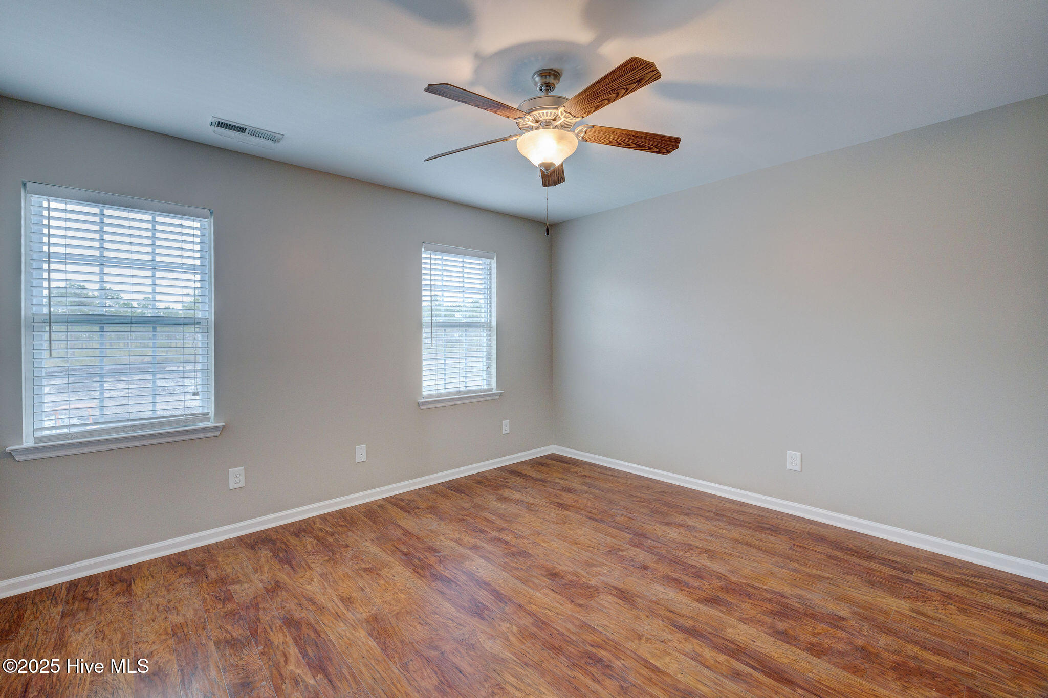 528 Oyster Rock Lane