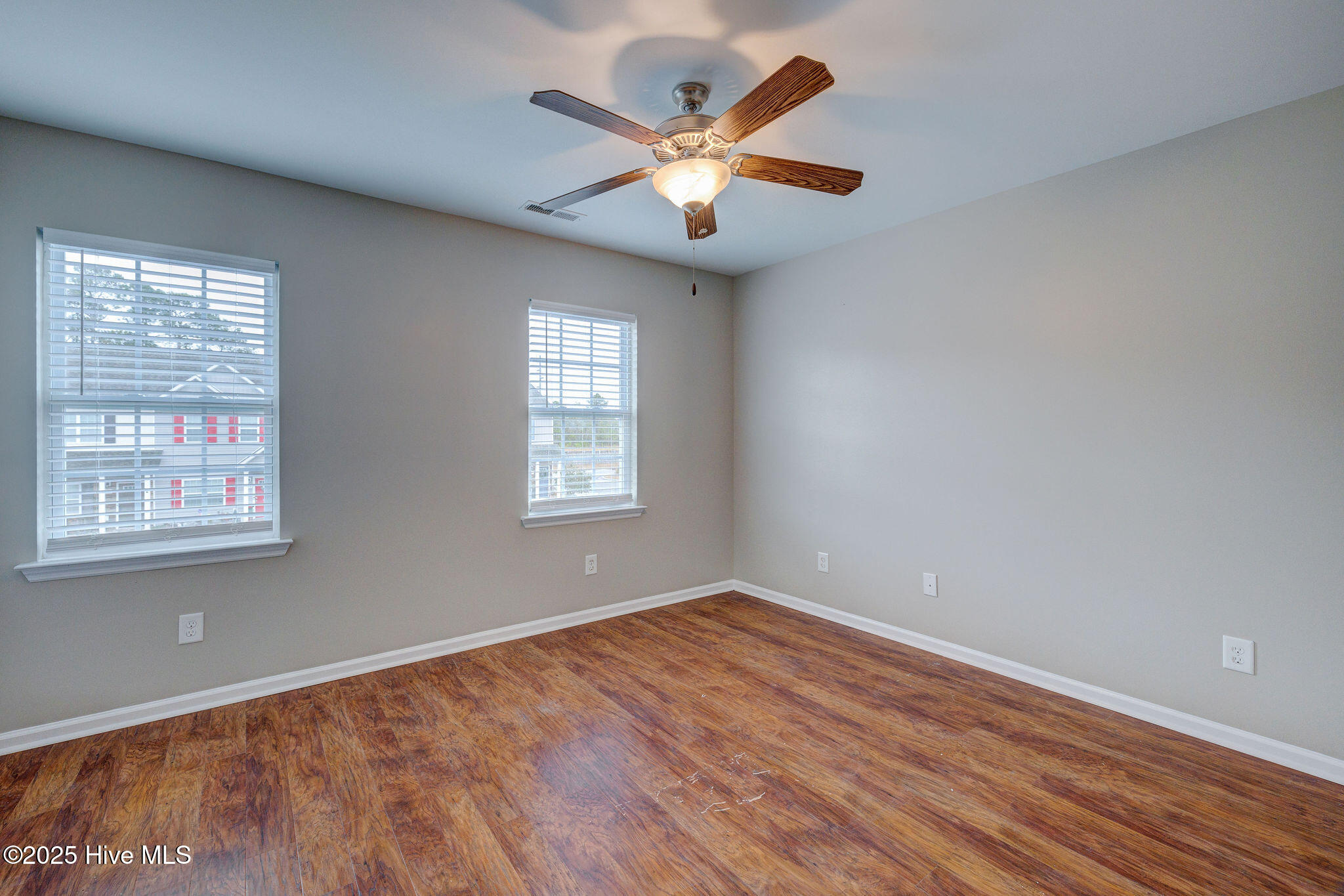 528 Oyster Rock Lane