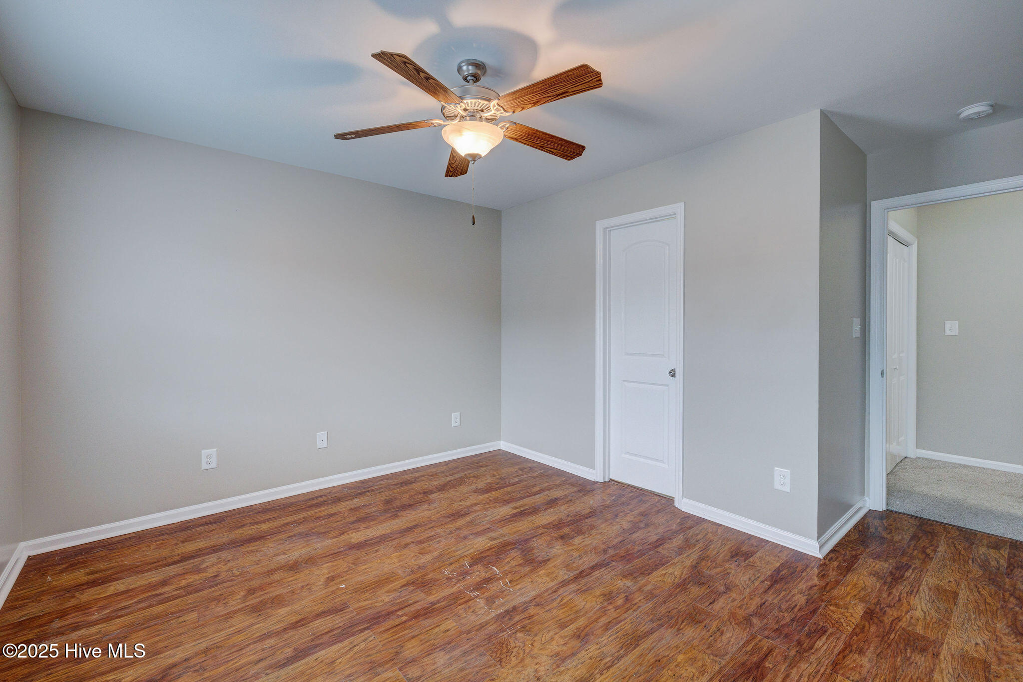 528 Oyster Rock Lane