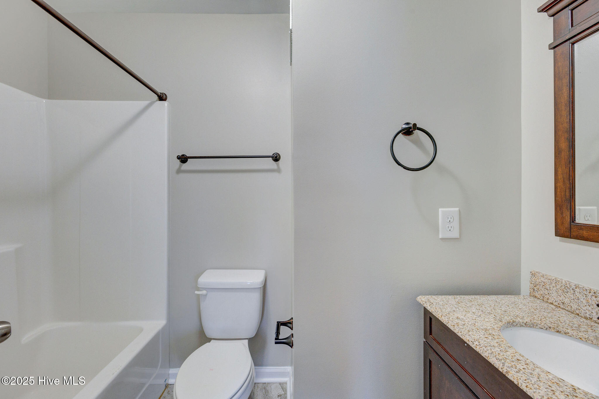 528 Oyster Rock Lane