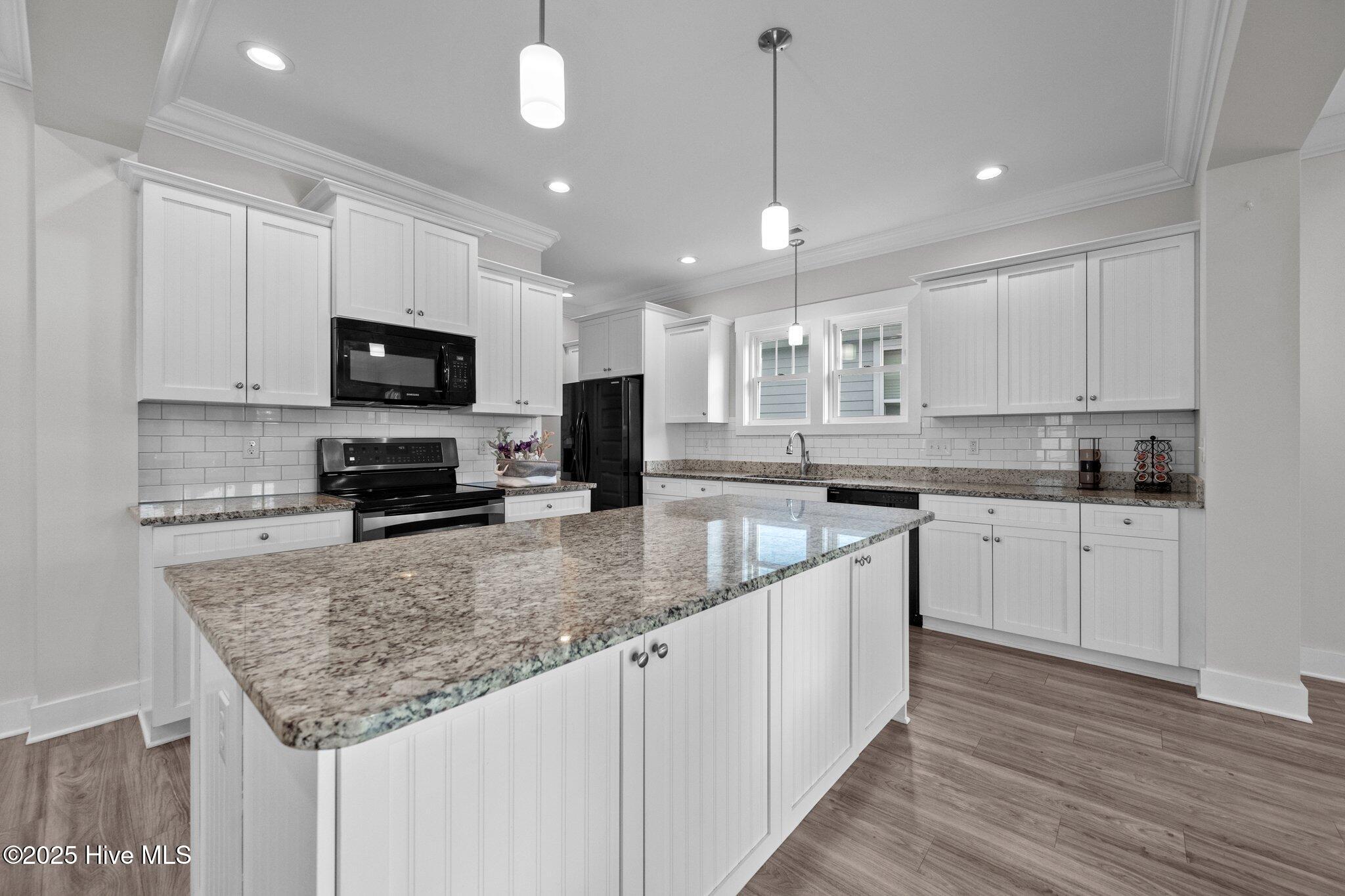 363 Summerhouse Drive