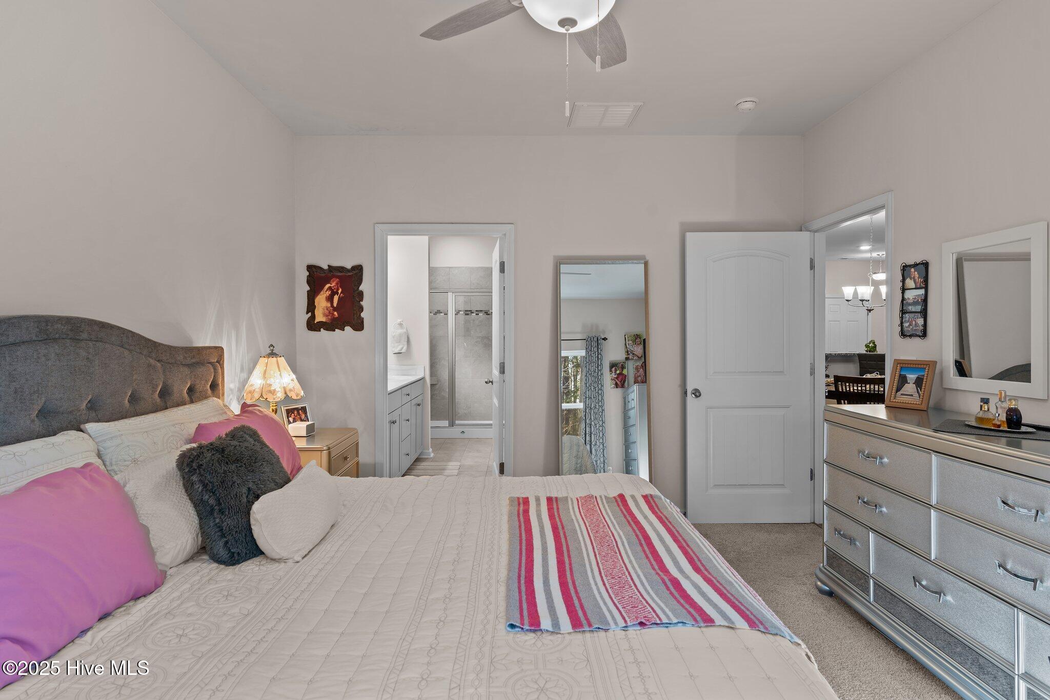 608 Dellcastle Court NW