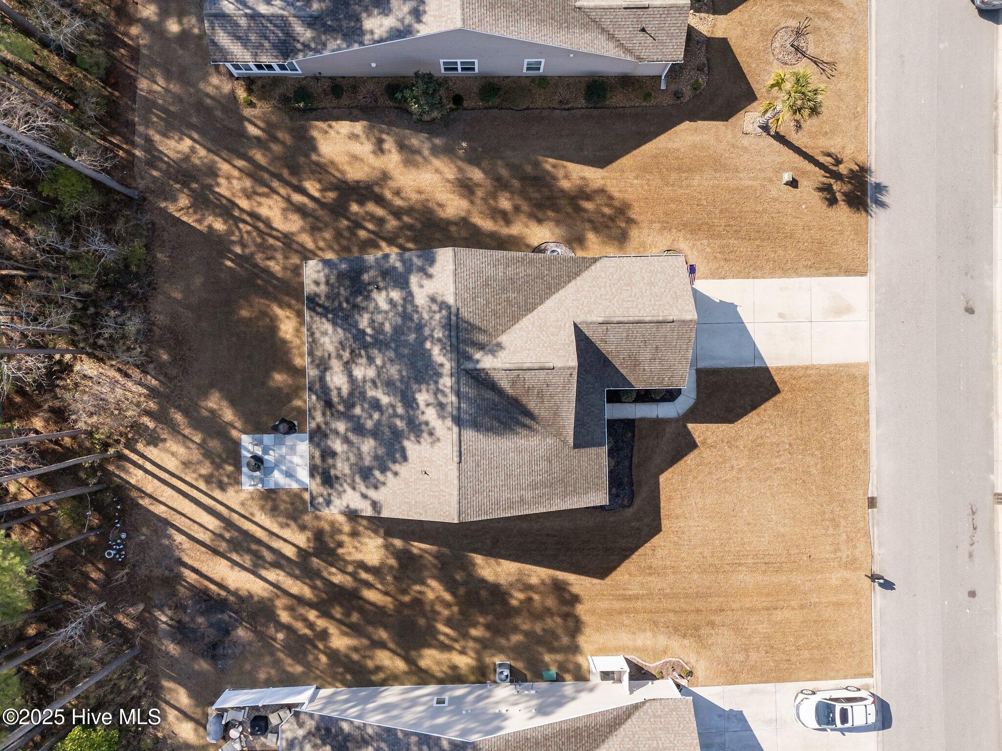 608 Dellcastle Court NW