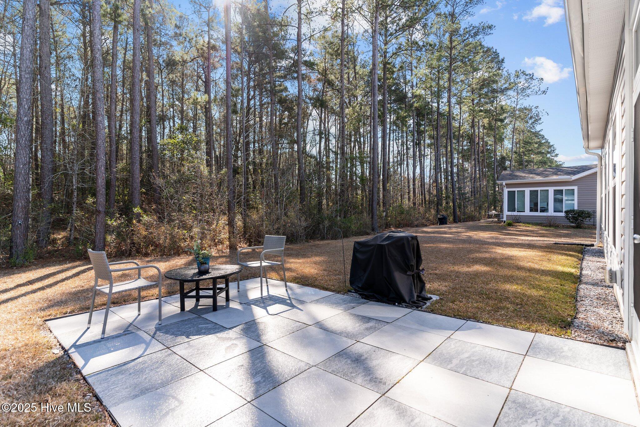 608 Dellcastle Court NW