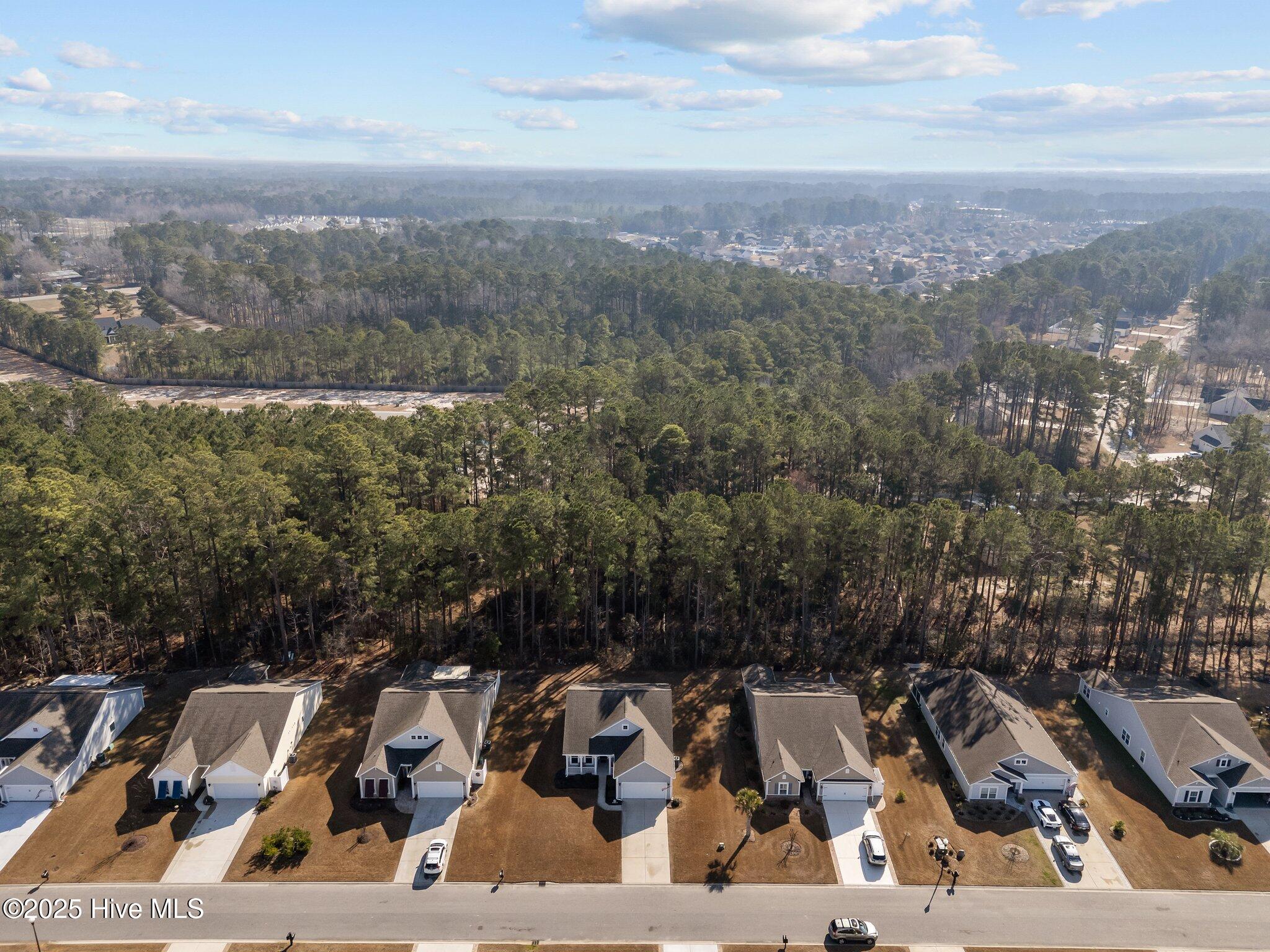 608 Dellcastle Court NW